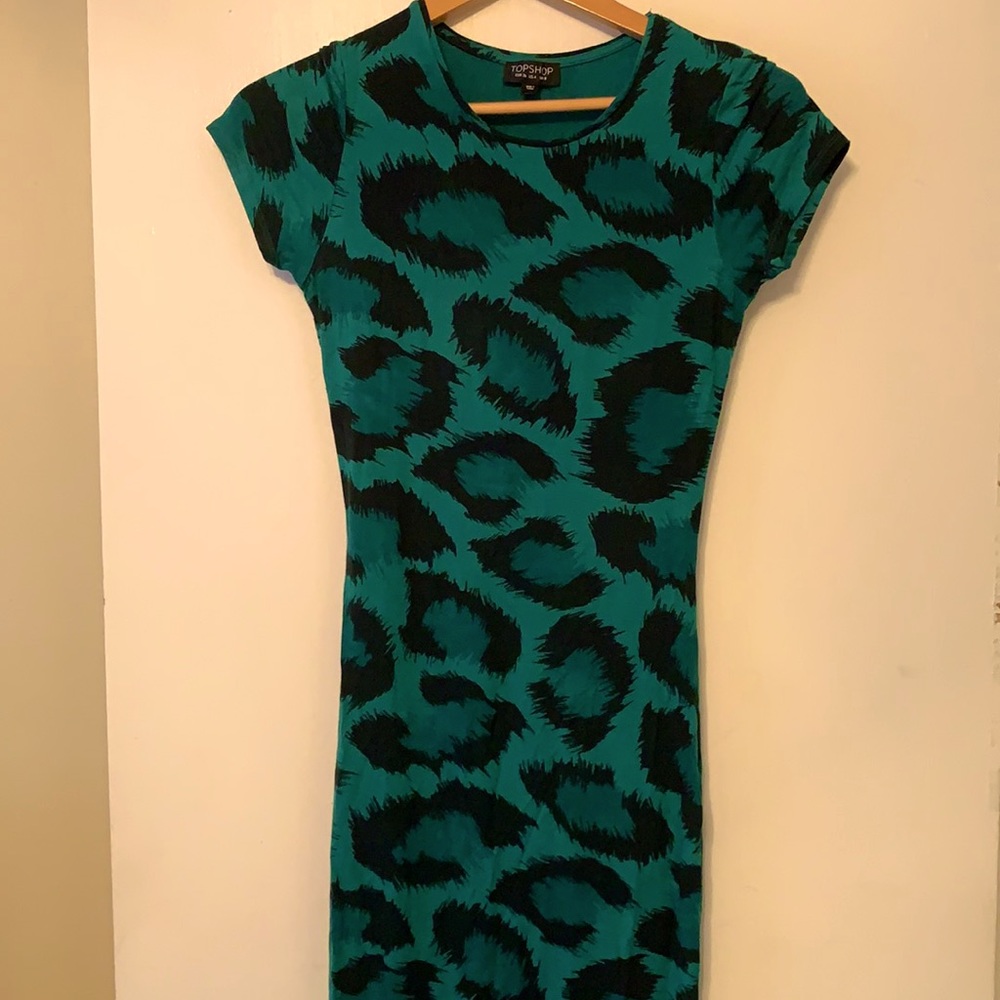 Excellent condition sexy bodycon open back dress